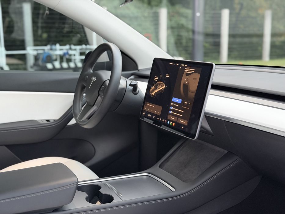 Tesla Model Y 75кВт 2020p