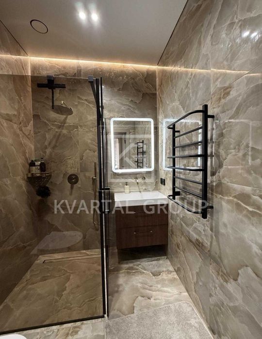 Продажа дуплекса / Буча / Центр / С ремонтом / Газ