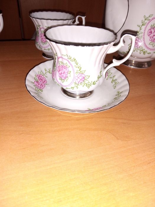 Serwis kawowy porcelana Chodzież