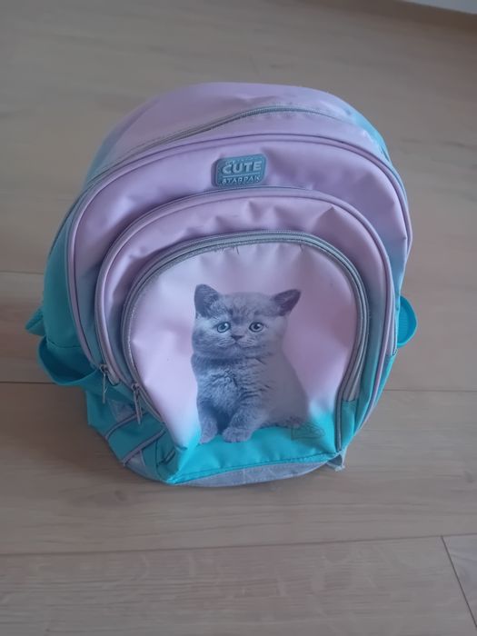 Solidny tornister na sprzedaż