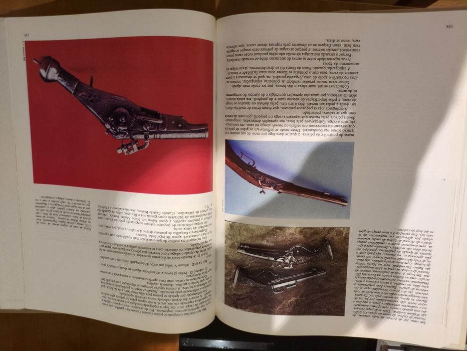 As Armas nos Lusíadas de J. .de Oliveira Simões