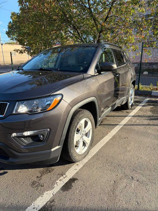 Jeep compass latitude