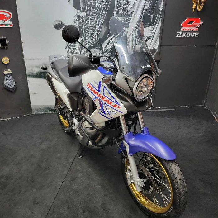 Honda Transalp XL 700 V