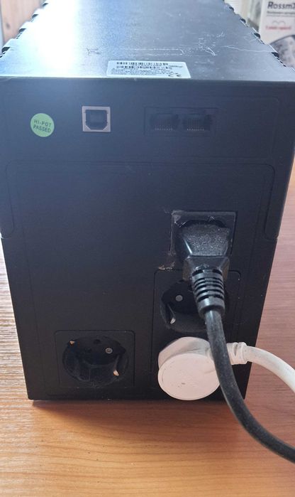 Блок бесперебойного питания  Accupower ISY 1200 инвертор  без батарей