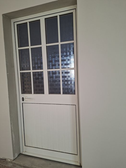 2 Portas de alumínio com vidros