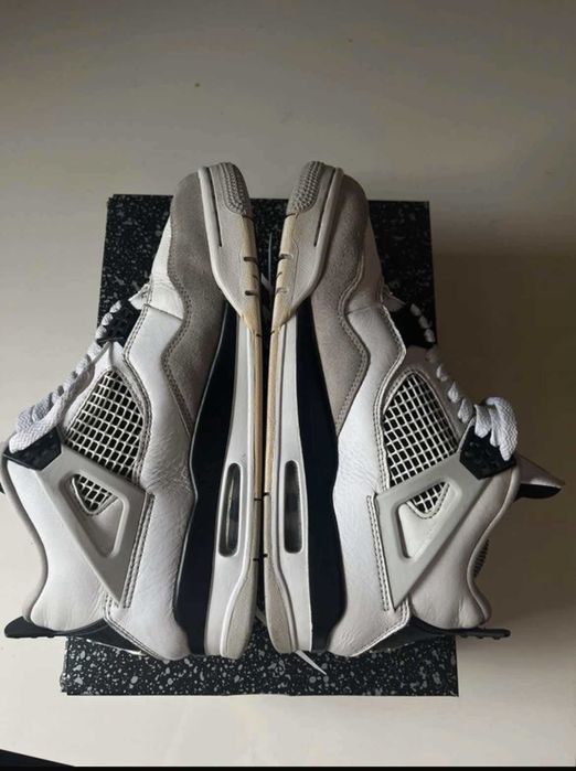 Jordan 4 military black