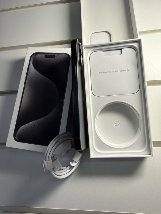 Продам телефон айфон - Iphone 15 Pro Max 256ГБ
