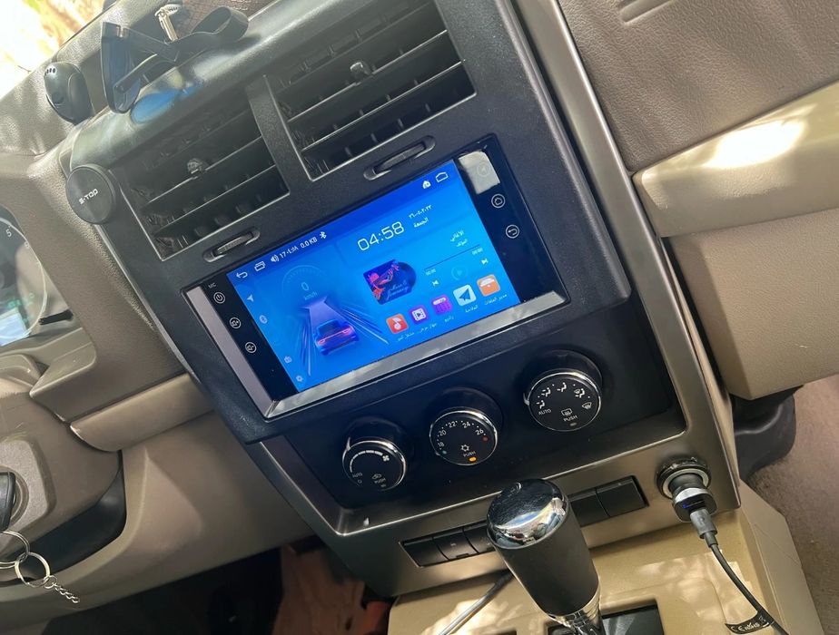Rádio Android 14 com GPS Jeep Wrangler, Cherokee, Compass (Artigo Novo