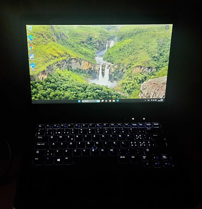 Dell Latitude E7440 топова конфігурація, нова батарея, ліц. Windows 11