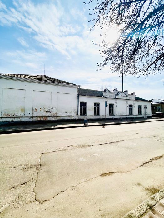 Приміщення в центрі міста по вул. Монастирська