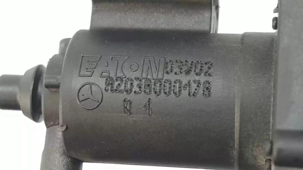 VALVULA AR ADICIONAL MERCEDES-BENZ CLK 2003 -A2038000178