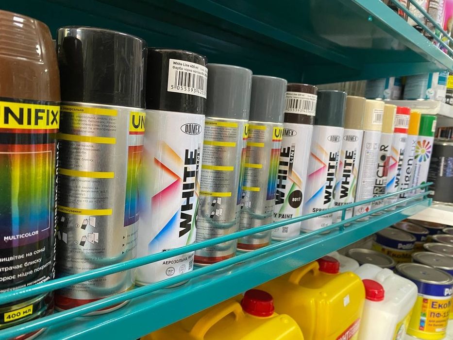 Аерозольна фарба в балонах