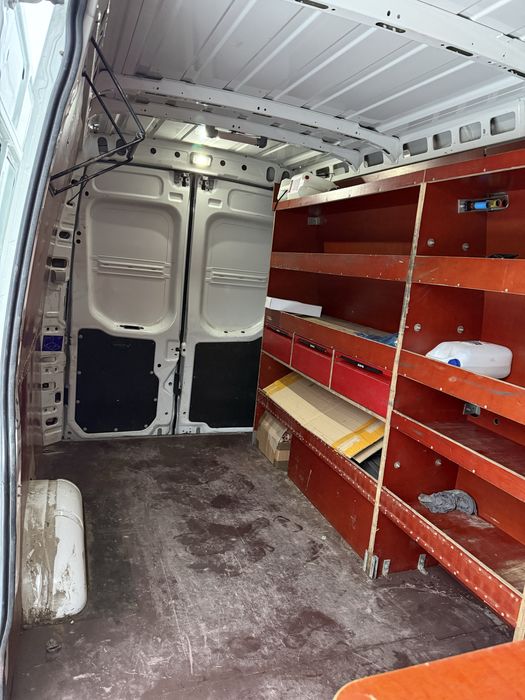 Wynajem busa Iveco Daily L3H2 Hak uciąg 3.5t Stalowa Wola i okolice