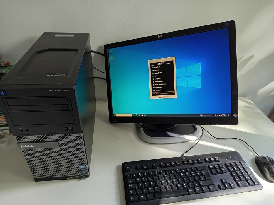 Zestaw Komputer dell i3 4GB 500GB WIN10 + Monitor LCD 22" DOM BIURO