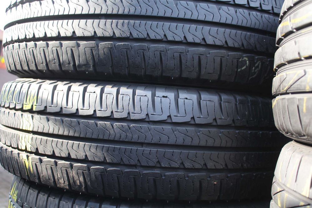 225 75 R16CP  Michelin Agiis Camping