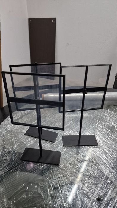 Frames in Good Condition64861605919233122