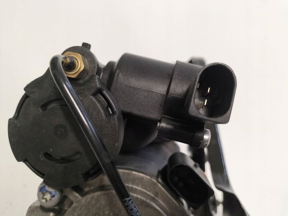 kompresor pompa sprężarka zawieszenia bmw x5 e70 x6 e71 6799419