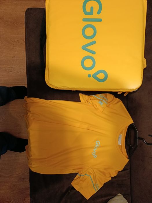 NOWY Plecak glovo plus koszulka L