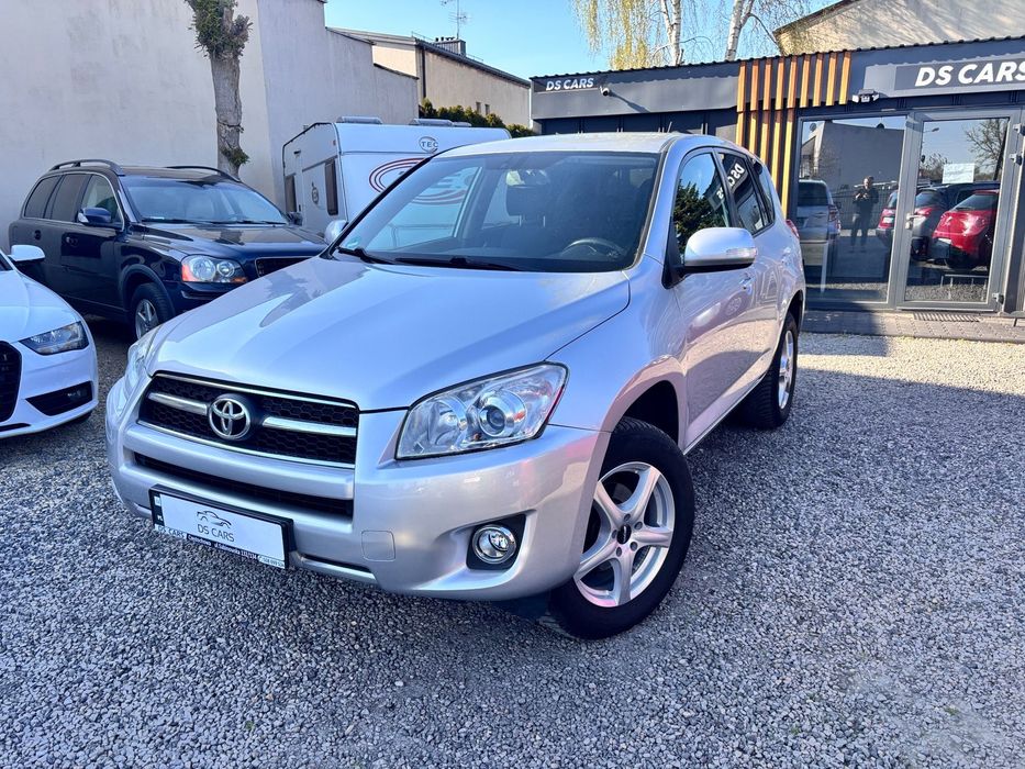 Toyota RAV4 2009r.2.0benzyna158km*przebieg187tys.km