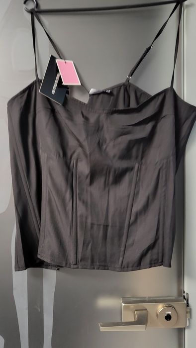 Piękny top-gorset wiekszy.