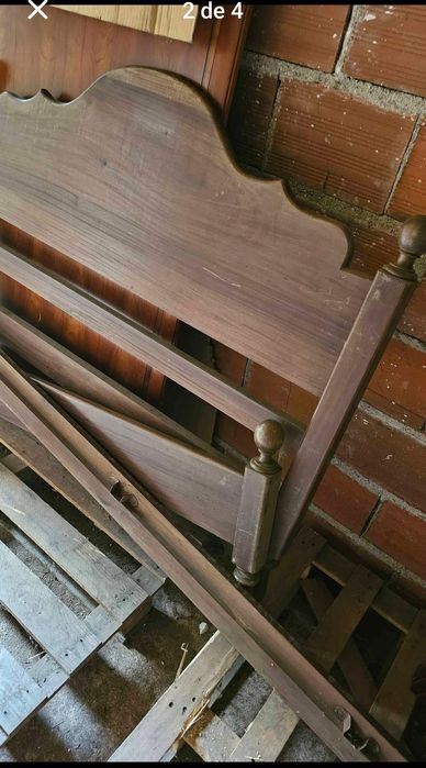 Cama casal 185x125 sem colchão com mesas de cabeceira