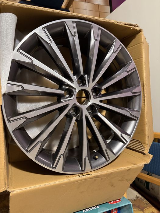 Skoda felga BECRUX 19”