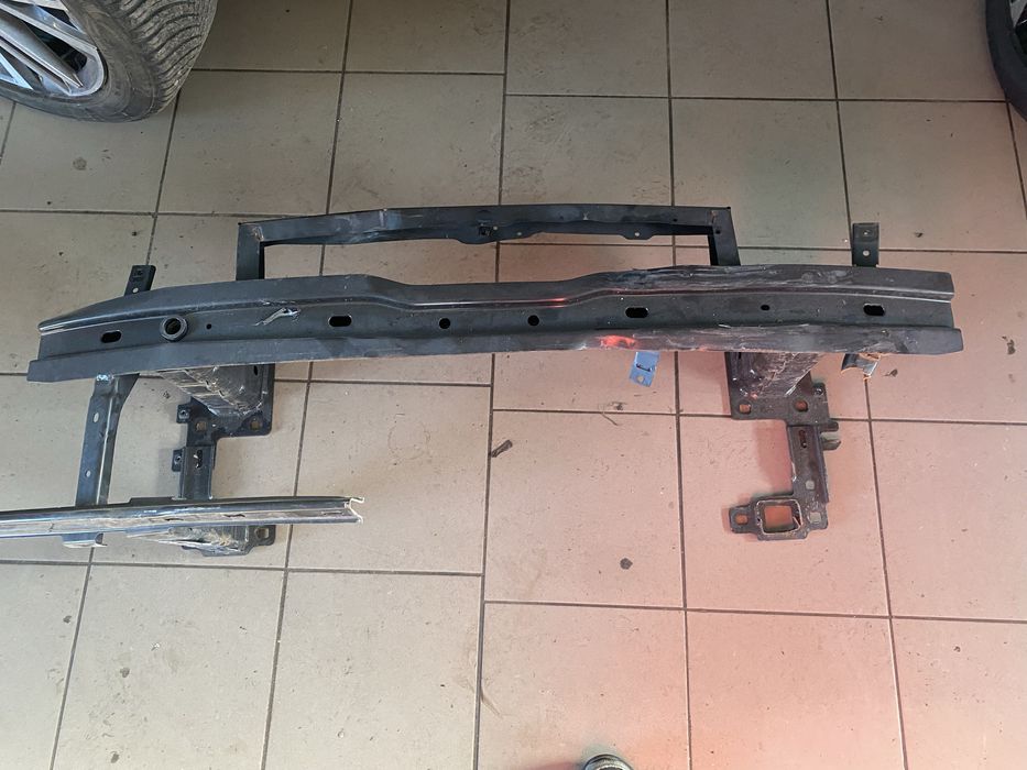 Підсилювач бампера ID3,Cupra Born