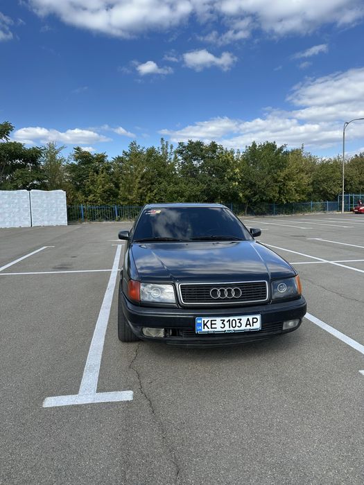 Продам Audi 100c4