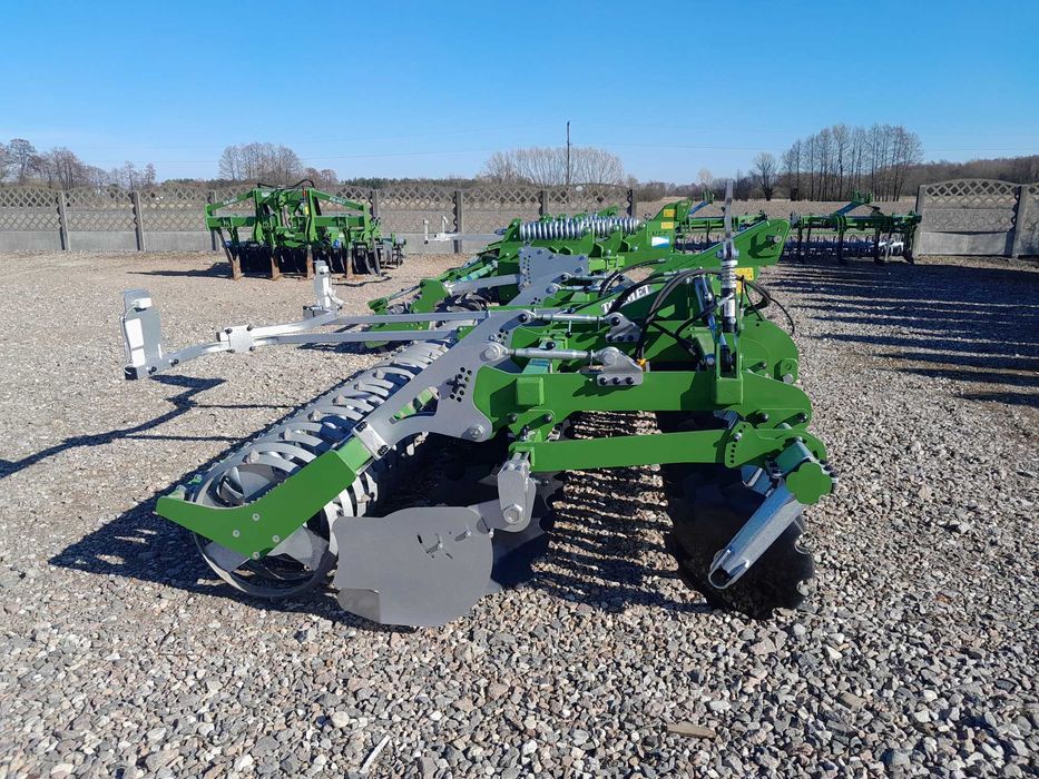 Brona kompaktowa MEGATRON S4 m Tolmet talerzówka popokazowa daszkowy