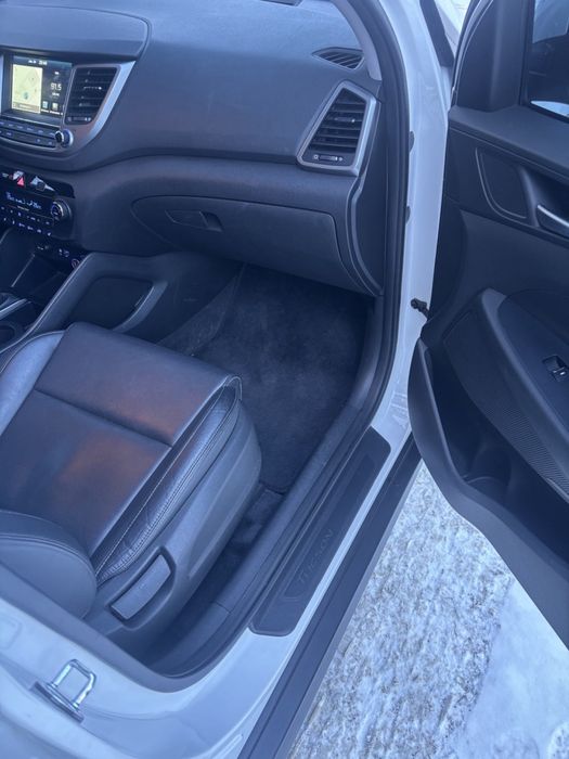 Прожаж автомобіля Hundai Tukson 2.0 д.