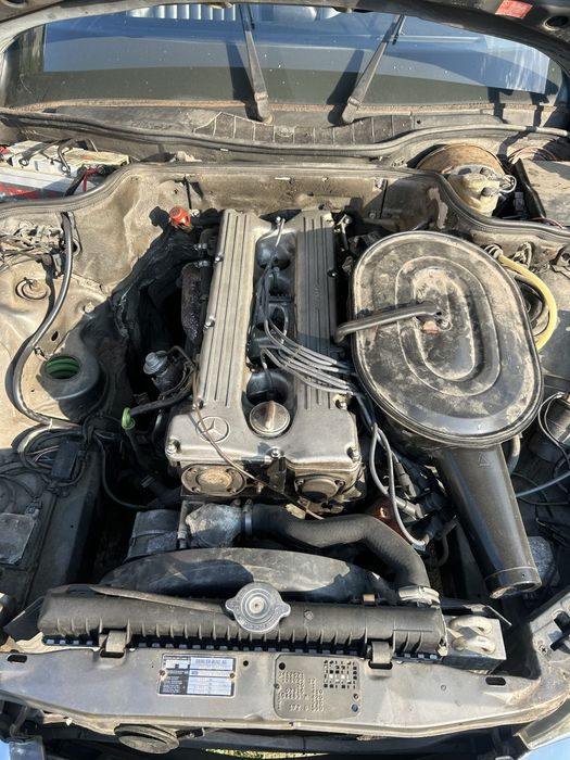 Mercedes W126 2.8