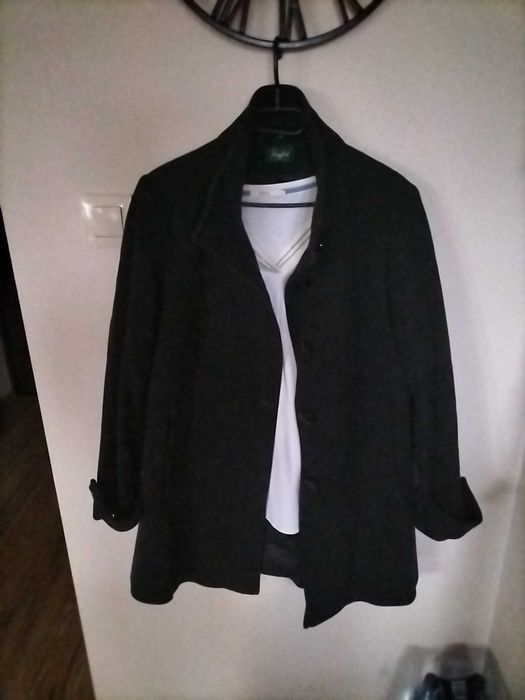 Wełniany plaszczyk damski