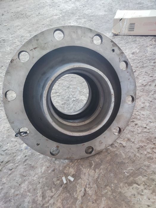 Ступица FRUEHAUF,полуприцеп