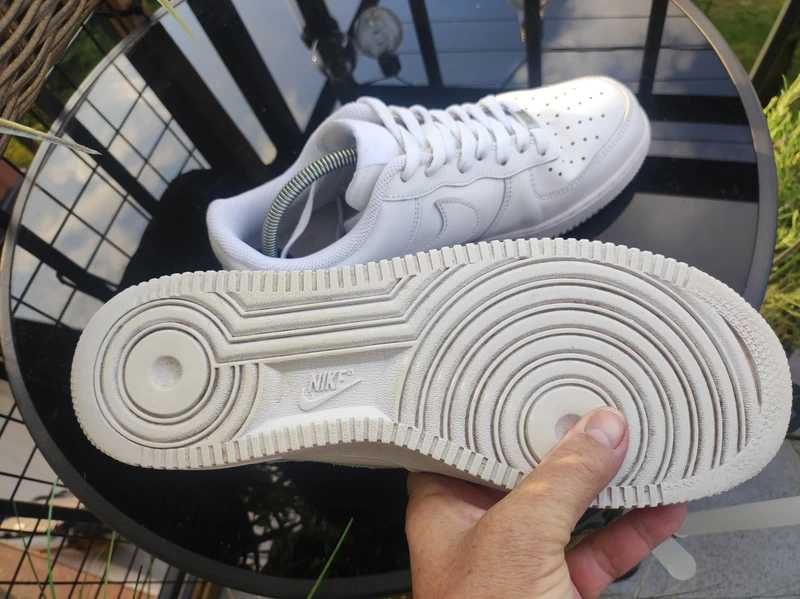 Nike Air Force 1 '07 - Sneakersy r. 42,5