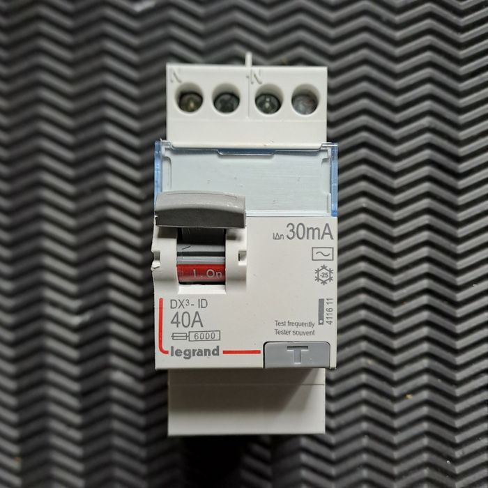 Diferencial Legrand 40a - 30mA.