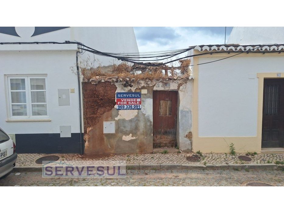Oportunidade de Investimento no Coração do Centro Histórico de Silv...