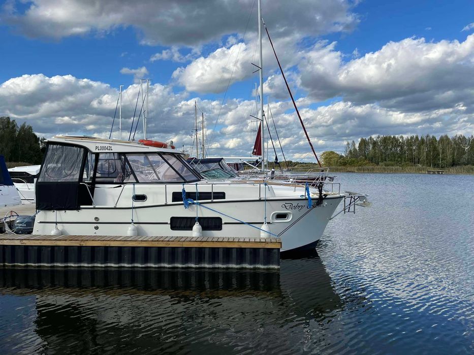 Nautika 830 MC Houseboat Jacht motorowodny Jacht spacerowy Motorówka