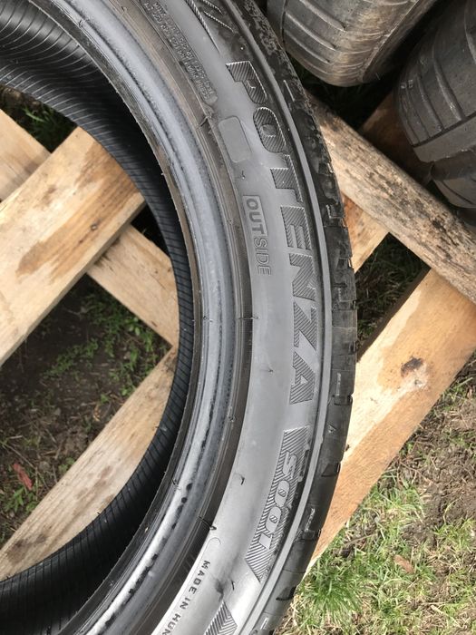 Комплект летних шин 225\45\17 Bridgestone Potenza s001