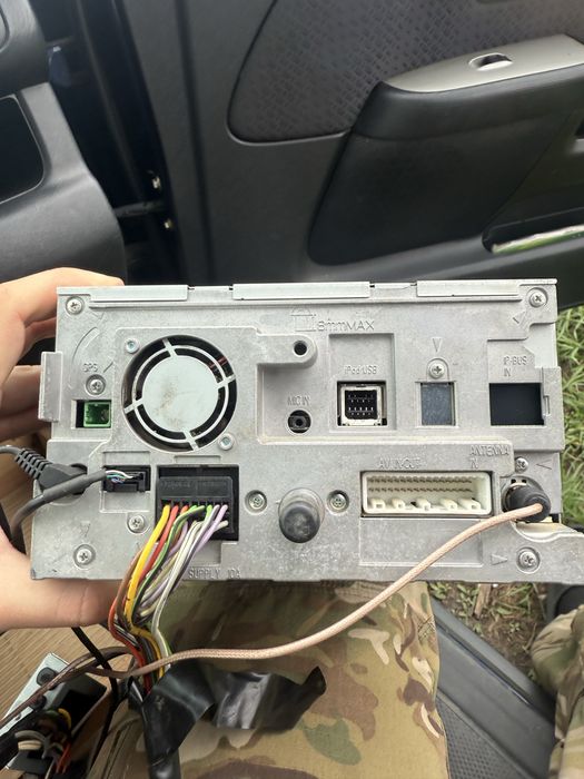 Pioneer AVIC-F9220BT навігаційна мультимедійна система для автомобілів