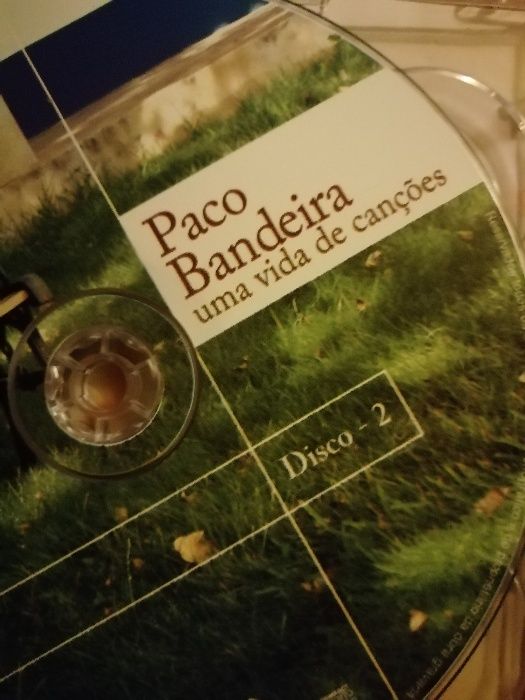 Quatro CDS de Música Portuguesa