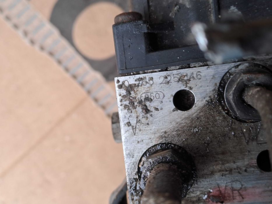 Bmw x5 4,6is e53 pompa abs 2001r