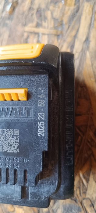 Opalarka DeWalt dce 530 aku