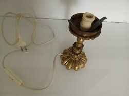 Candeeiros de petróleo antigos e outros