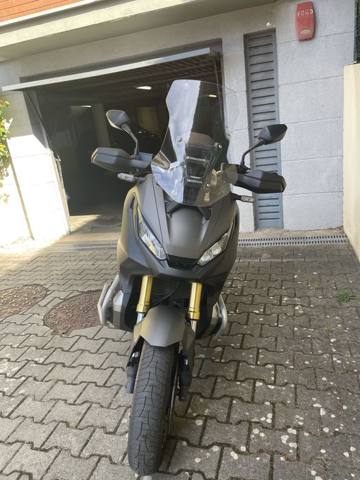 Honda x adv 750 - ótimo estado
