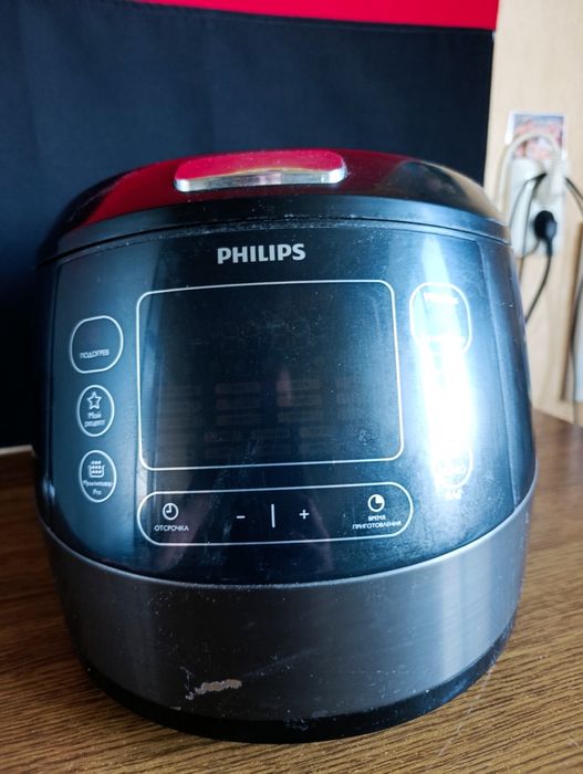 Мультиварка Phillips HD4749