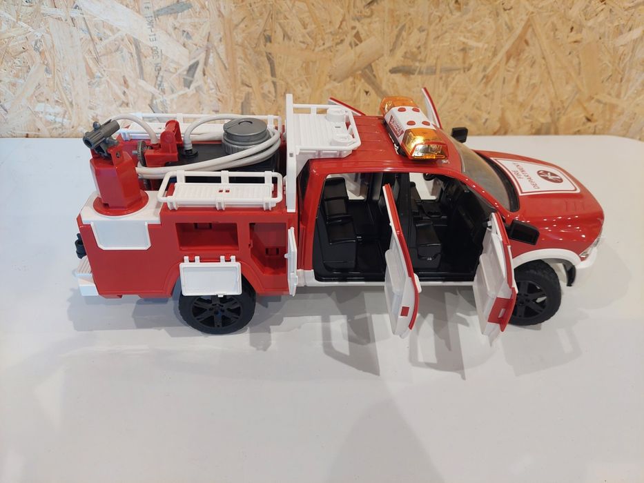 Bruder Dodge Ram Straż