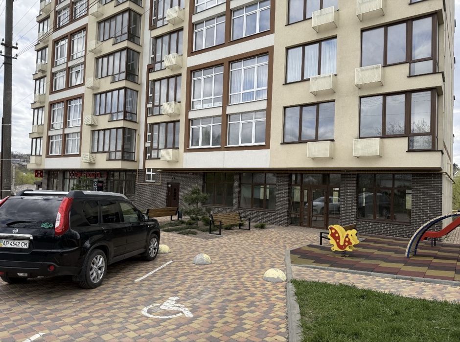 Здається нова квартира в новобудові (перша здача)