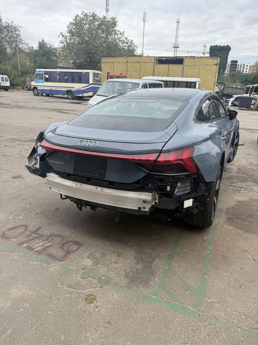 Розборка Audi E-Tron GT prestige