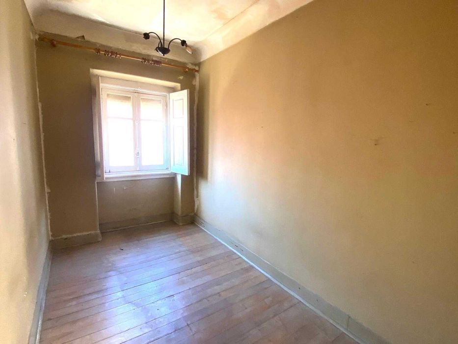 T2 para Renovação centro de Moscavide