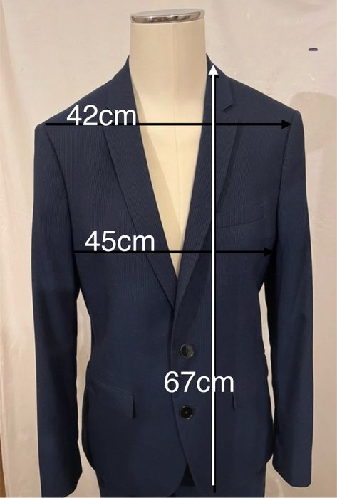 Fato completo para jovem